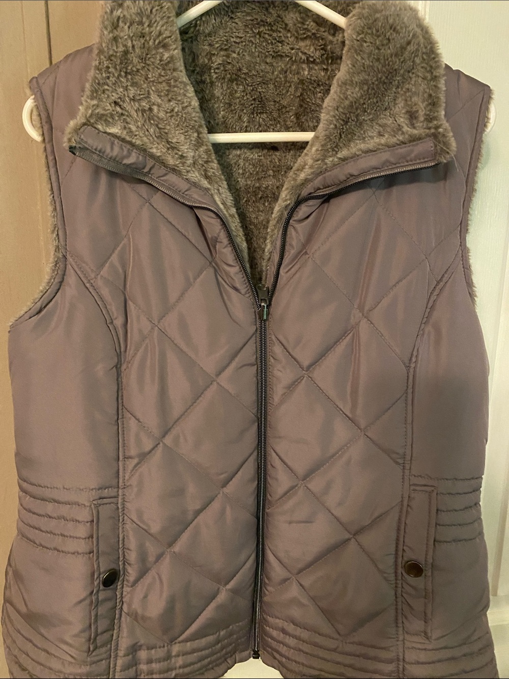 Quilted Faux-Fur Lined Vest in Taupe